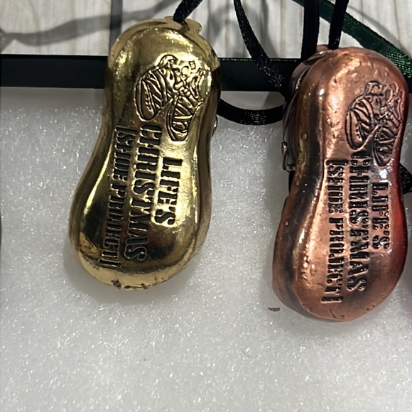 Set of 4 Clog Shoe ornaments - Picture 7 of 9